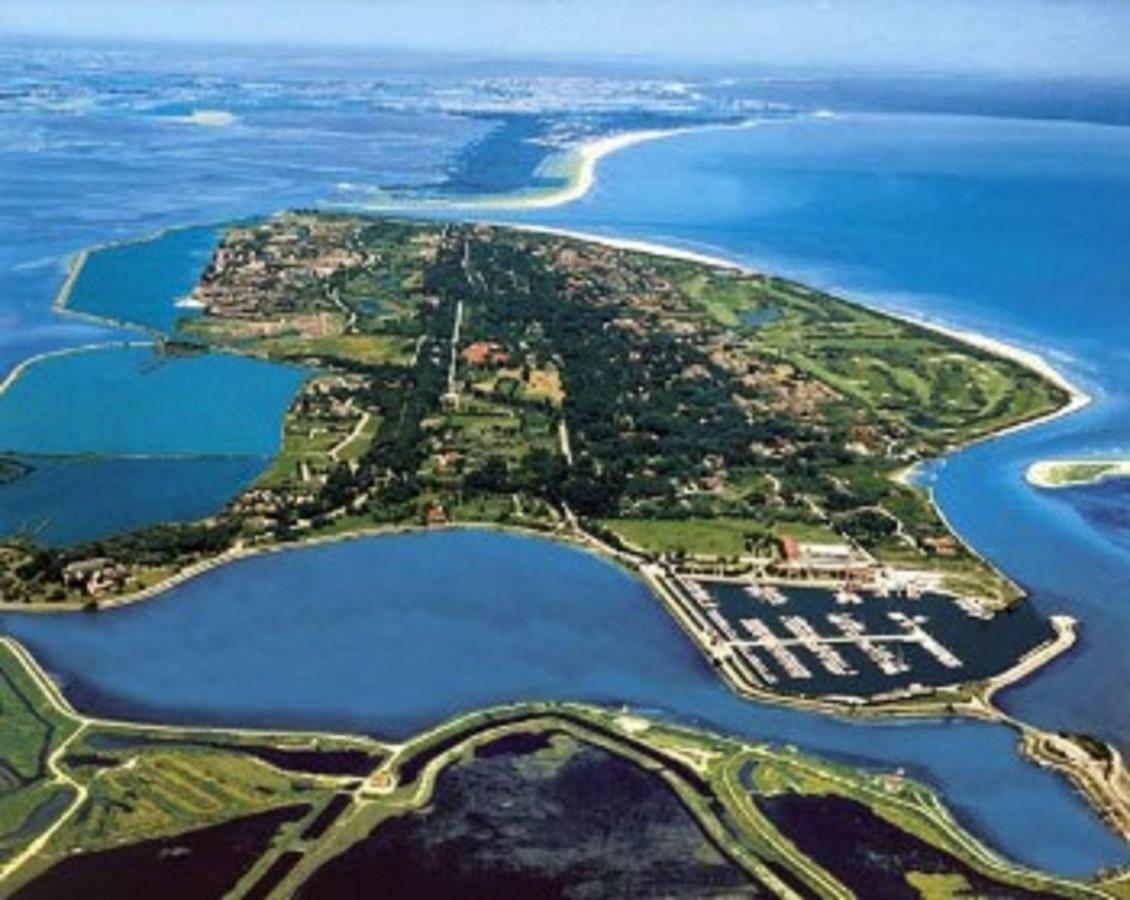 Fiordo Topazio Albarella Island Exterior photo